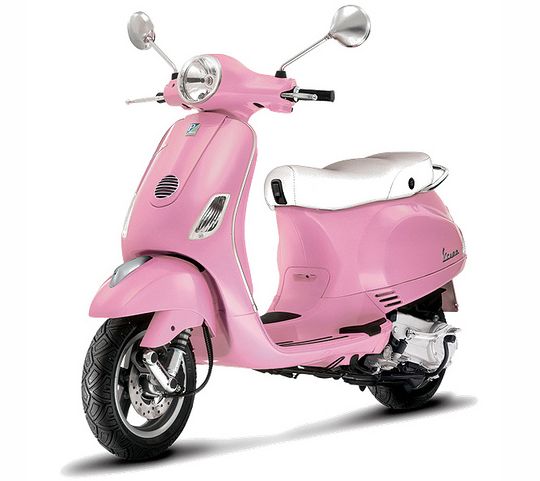 2012-Piaggio-Vespa-LX125-in-pink